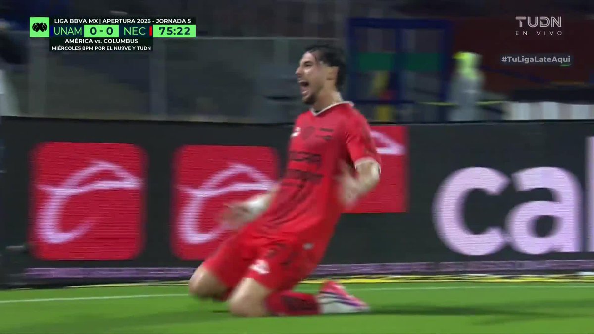 ¡Necaxa abre el marcador en los minutos finales! Julián Carranza no perdona con este cabezazo.