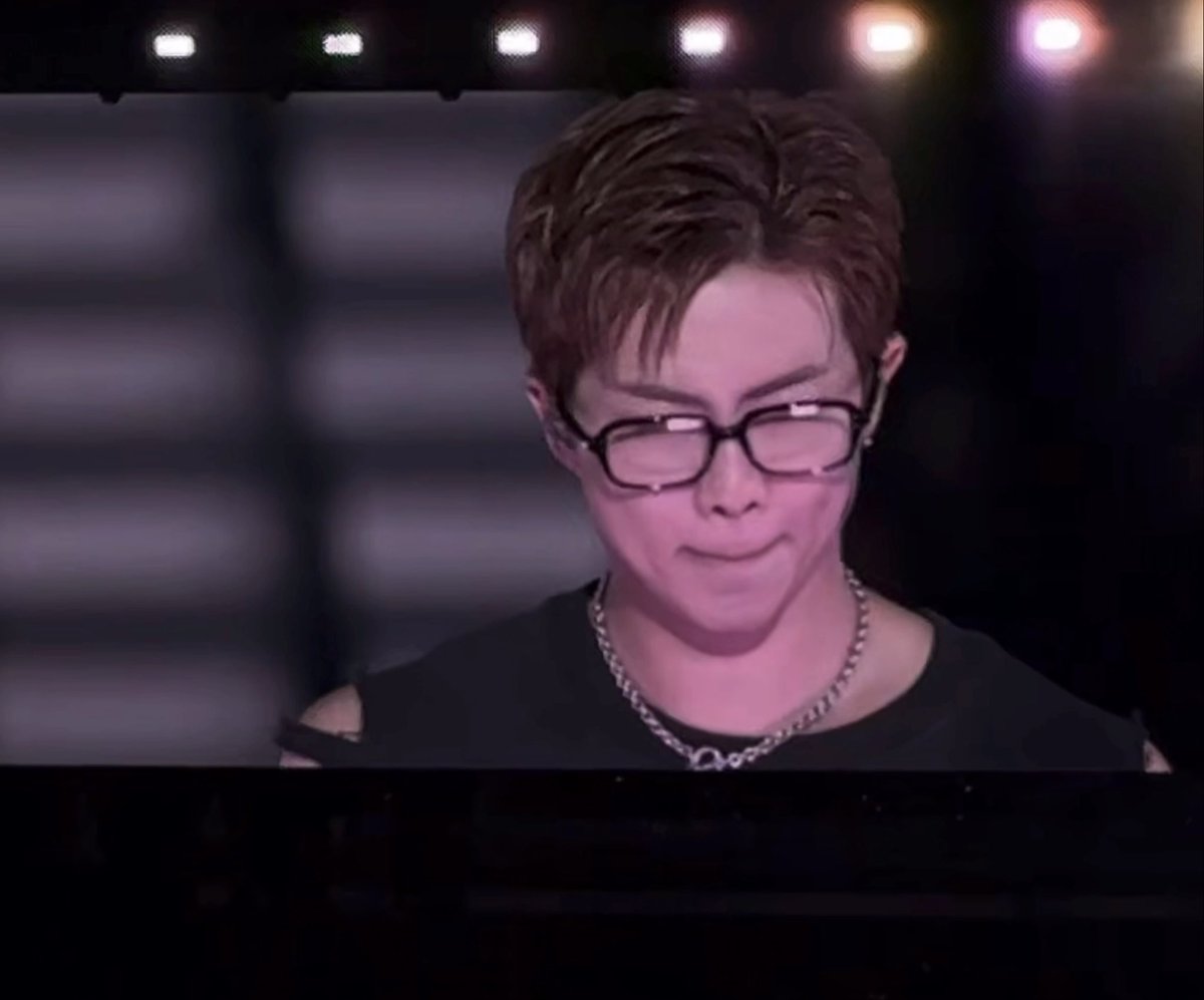 OMG WE GOT NAMJOON RAPPING HIS ICONIC VERSE BAR TO BAR IN ‘OUTRO TEAR’ IN THE BIG 2026!!!!!!!!!!!!!!!