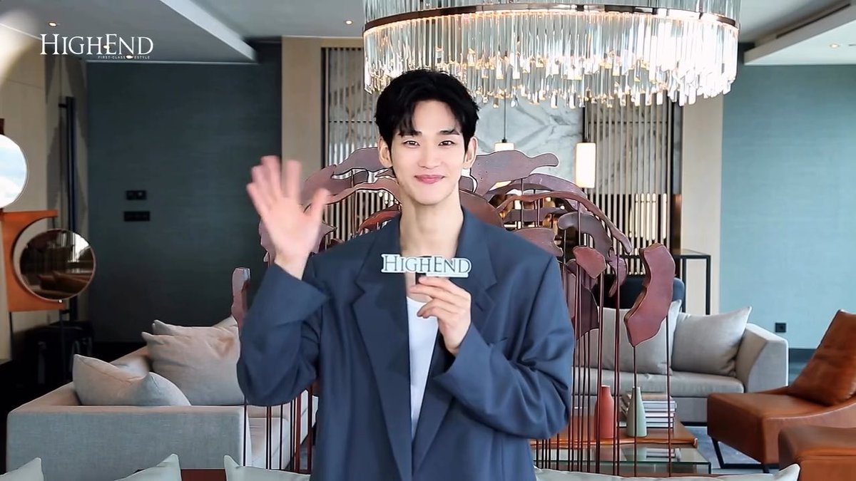 [0824] #KimSoohyun will be featured on the cover of HighEnd Magazine’s September issue. The magazine will be available in both print and digital formats.