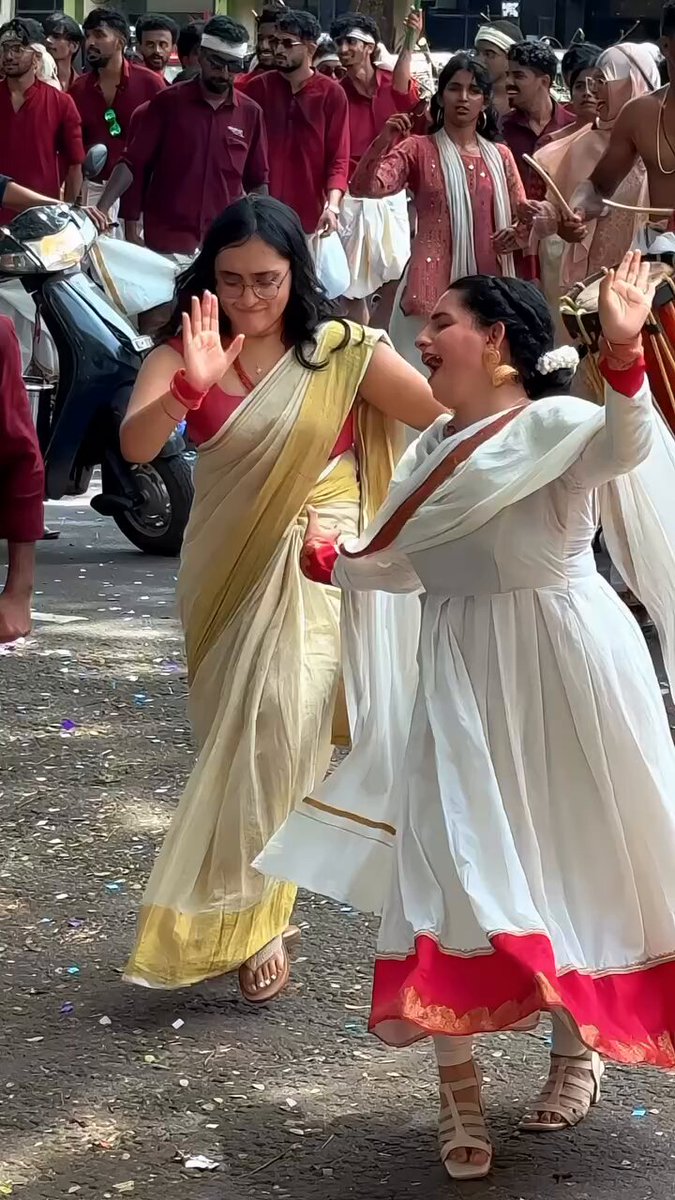 This Mallu girl’s energy is unmatched 🙈😍🎉