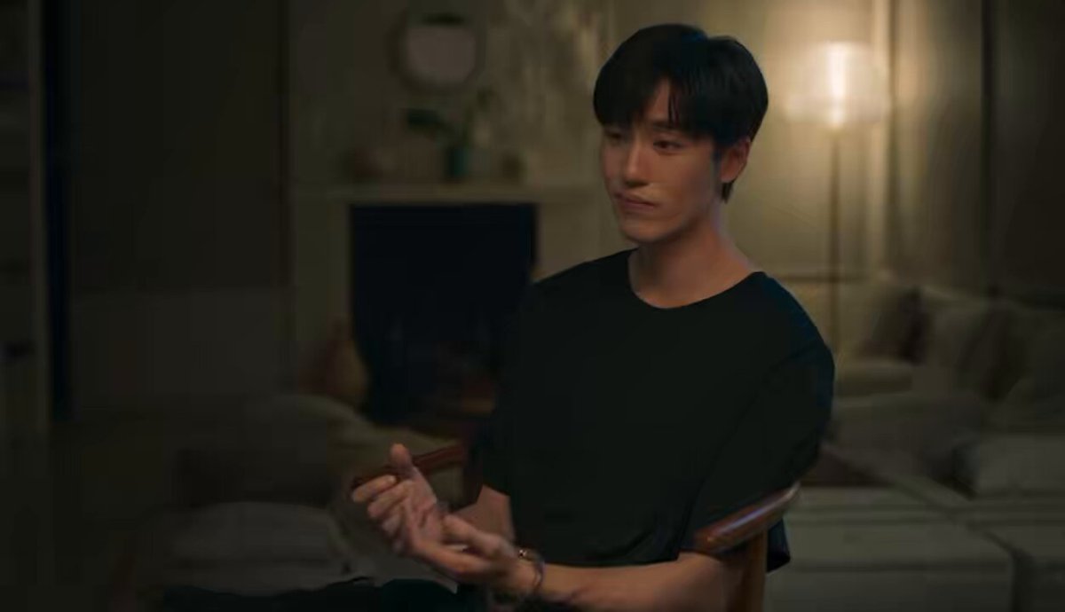 “กุญแจมือนี่ก็…เซ็กซี่ดีนะทิว แต่ไม่ใช่เทสของผมเลย” “หรือจะไปที่สน.?!”