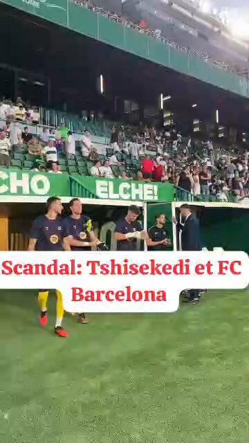 SCandale: 🇨🇩🇨🇩 Lors de leur premier match de la nouvelle saison, aucun slogan de sponsoring de la RDC n’a été visible sur les tenues d’entraînement/échauffement du FC Barcelone, les équipements comme le prévoyait l’accord de partenariat. En juillet 2025, le FC Barcelone a signé avec la RDC un accord de sponsoring et de partenariat de quatre ans, d’une valeur de plus de 40 millions d’euros (46 millions de dollars), afin de promouvoir le tourisme. Un an plus tard, le FC Barcelone a entamé la nouvelle saison sans que la mention « RDC » n’apparaisse sur ses maillots ni sur les autres supports de sponsoring attendus, apparemment parce que le régime de #Tshisekedi n’avait pas honoré ses engagements financiers prévus dans le cadre de l’accord. Rodriguez Katsuva