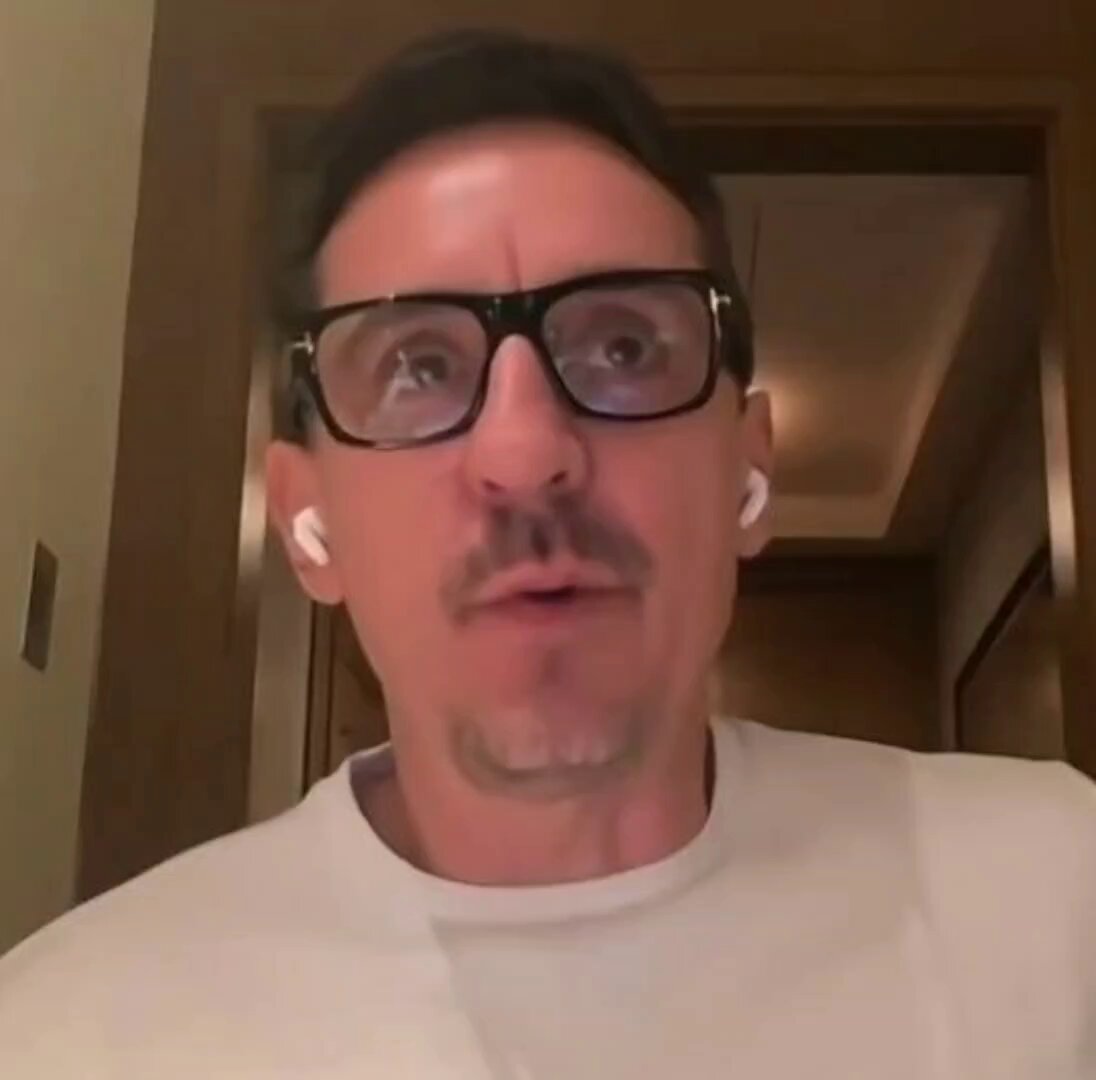 🚨🗣 Gary Neville on Manchester united wanting to sign Alejandro Balde from Barcelona: "That's a liability signing, it's better for united to wait next season and try to sign Lewis Hall or Lewis-Skelly than to sign Balde" "Balde is slow, injury prone and a lot of things you see in Lewis Hall and Skelly, you won't see in him" "Dorgu or Mazraoui should play the left back till next season or they should submit a crazy offer to Newcastle united now"