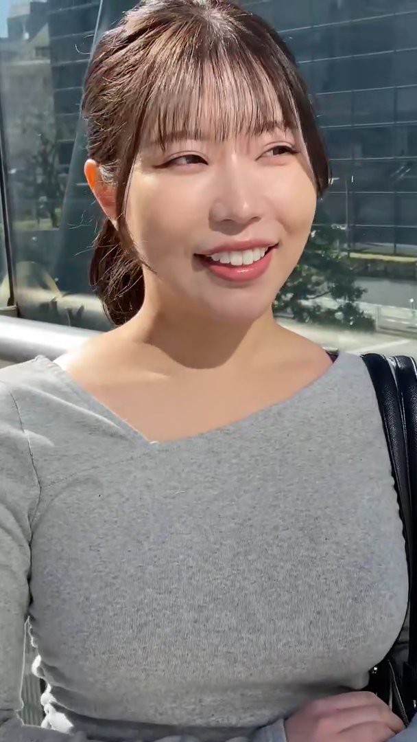 これからお買い物の人妻さんにインタビュー