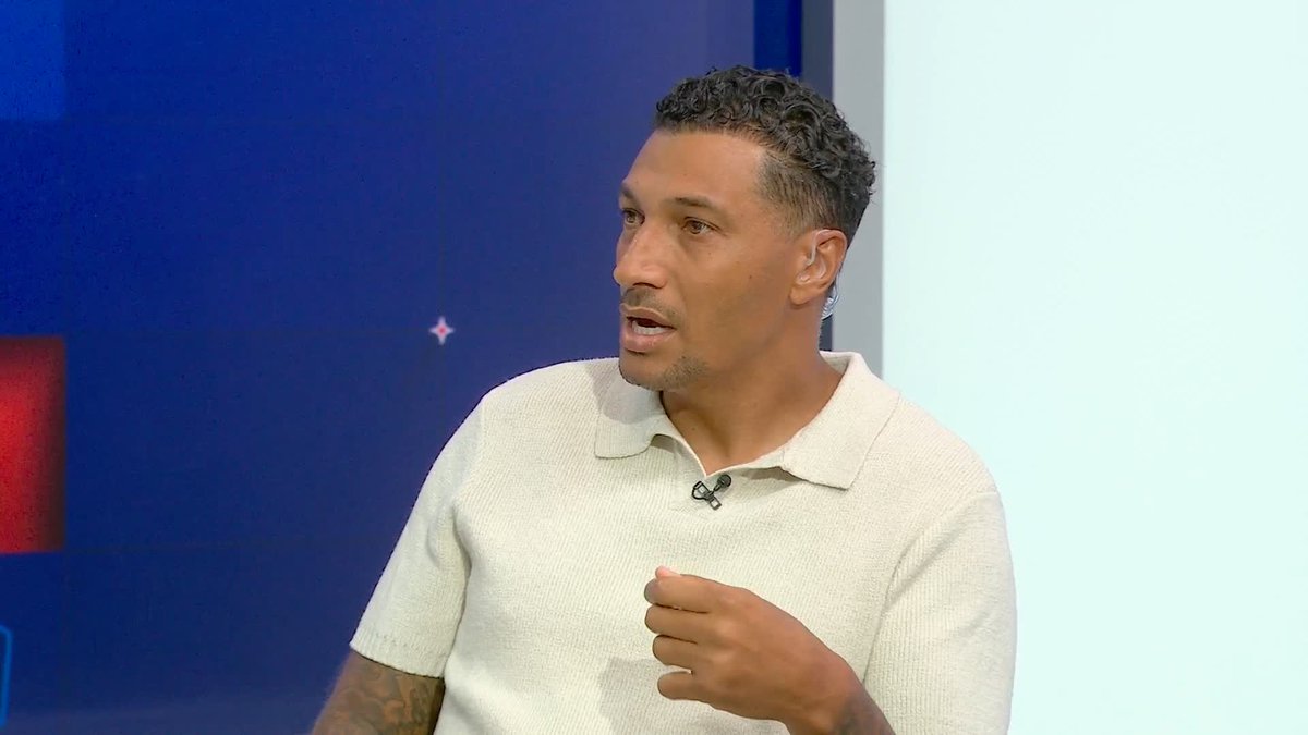 "You are not giving Isak service" 💭 Jay Bothroyd believes Liverpool need to start creating more opportunities for Alexander Isak to get the best out of him 🪄