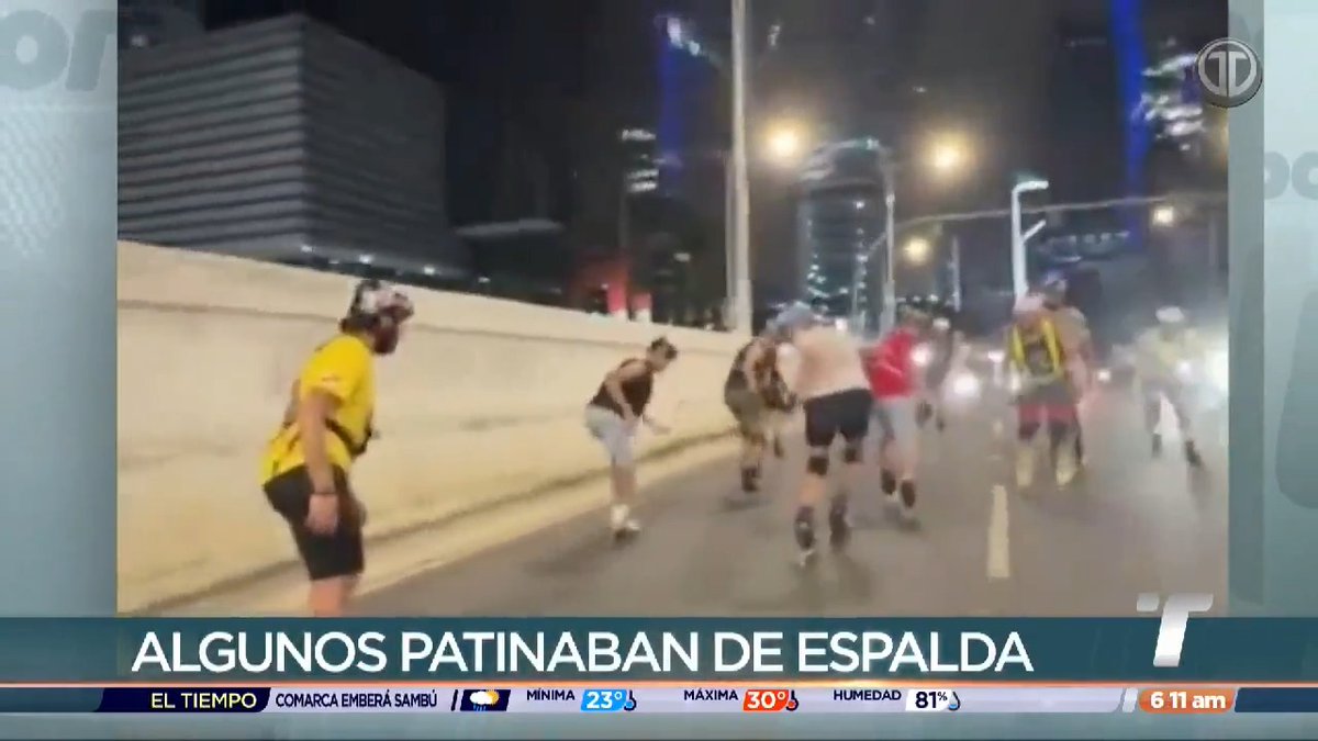 Ciudadanos fueron captados patinando en plena Vía Israel durante la noche. Se desconoce si se trata de una actividad organizada, ya que no estaban escoltados por unidades de la Policía Nacional.