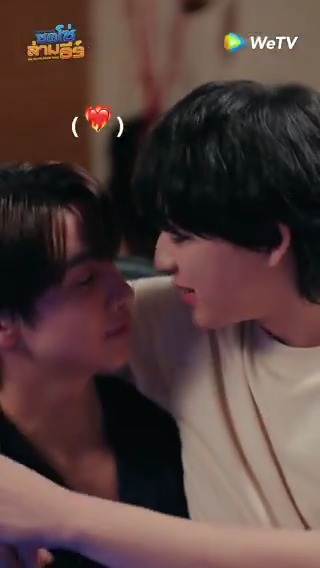 น้องโซ่ตาแป๋ว น่ารักจังเลยคับ!🥺✨👀 WeTV Original "ซอโซ่ล่ามธีร์ Be My Player Two" 📌 ดูเวอร์ชัน UNCUT ได้ที่ WeTV ที่เดียวเท่านั้น 🗓️ ทุกวันพฤหัสบดี เวลา 20:00 น. 🔗 #ซอโซ่ล่ามธีร์ #BeMyPlayerTwo #WeTVth #WeTVOriginal #studiowabisabi