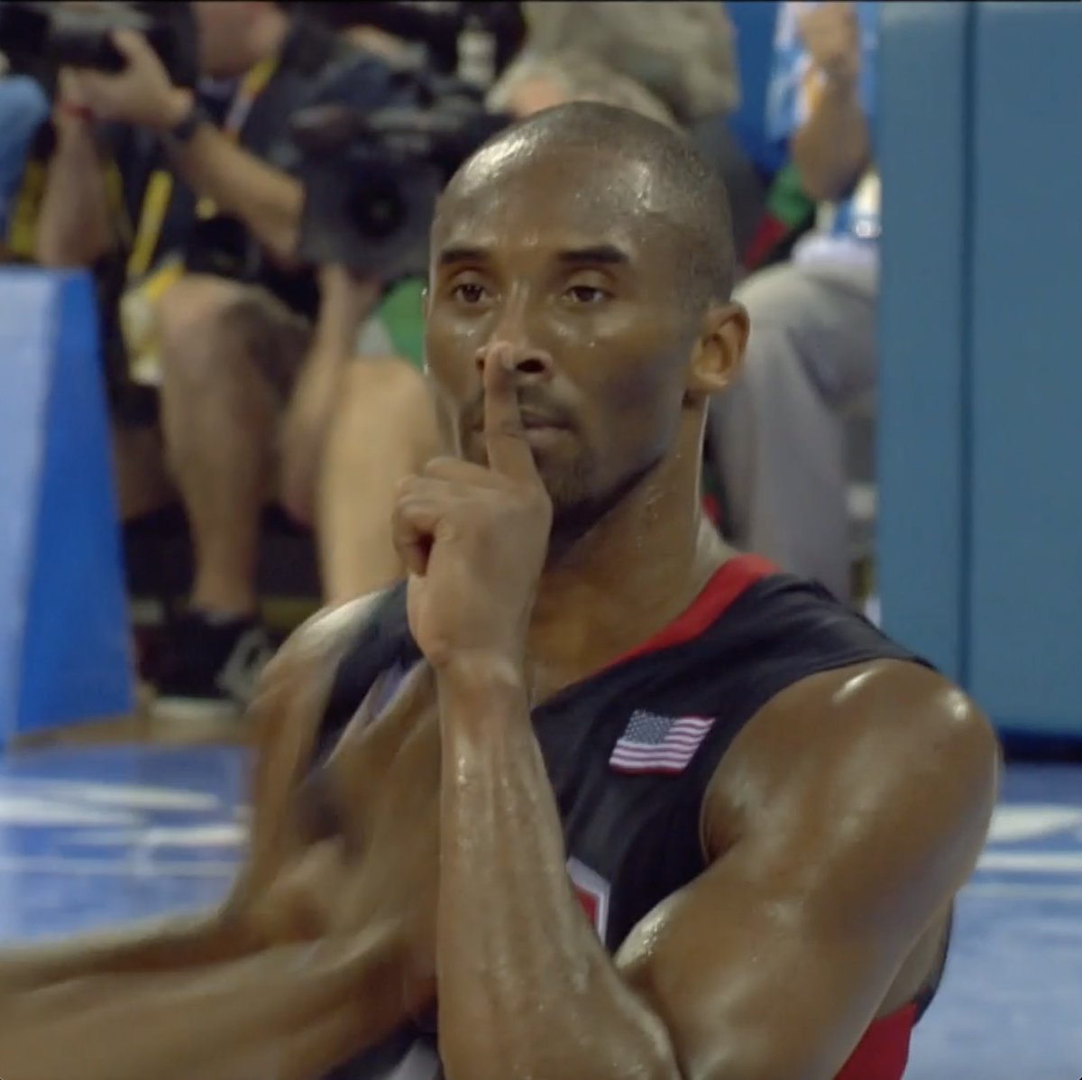 18 YEARS AGO TODAY 🇺🇸 The REDEEM TEAM won Gold! Kobe had 20, including this clutch 4-point play & shush celebration.
