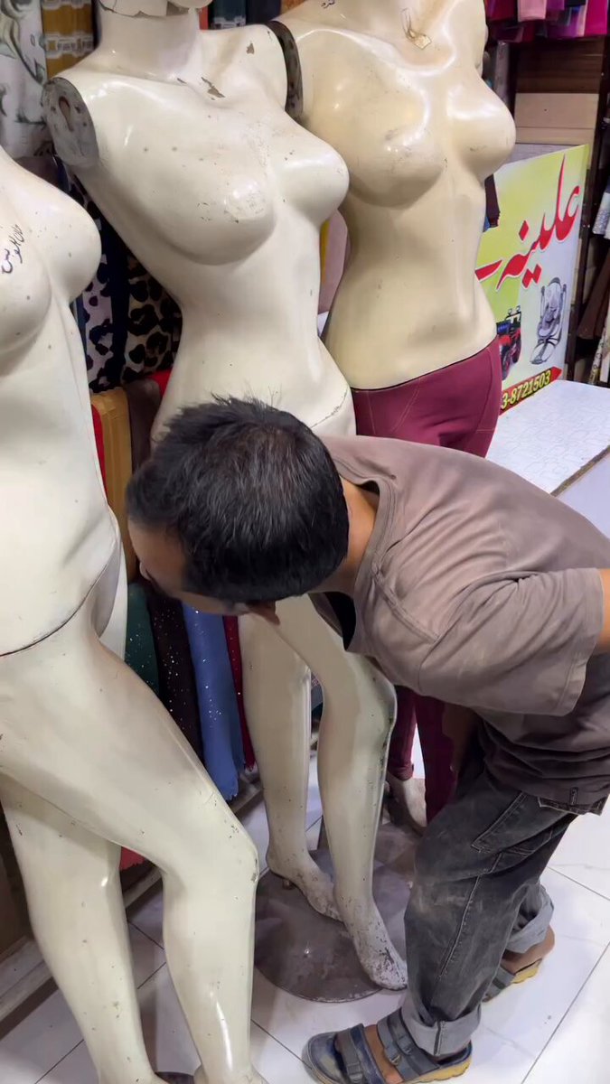 अदबुल की हरकत देखिए...