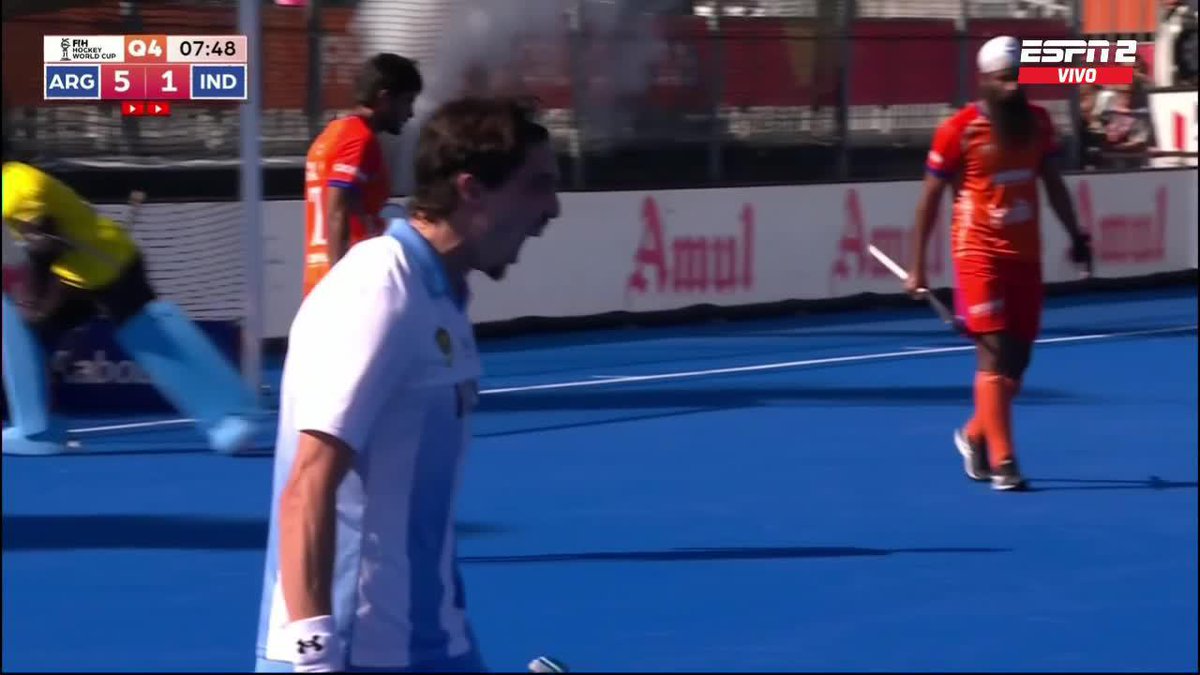 ¡MANITA PARA LOS LEONES! Llegando a los 8 minutos del 4Q, Lucas Toscani golpeó y marcó el 5-1 de Argentina ante India para estar un paso más cerca de las semifinales. 📺 Todos los partidos de #HWC2026 en Disney+ Plan Premium