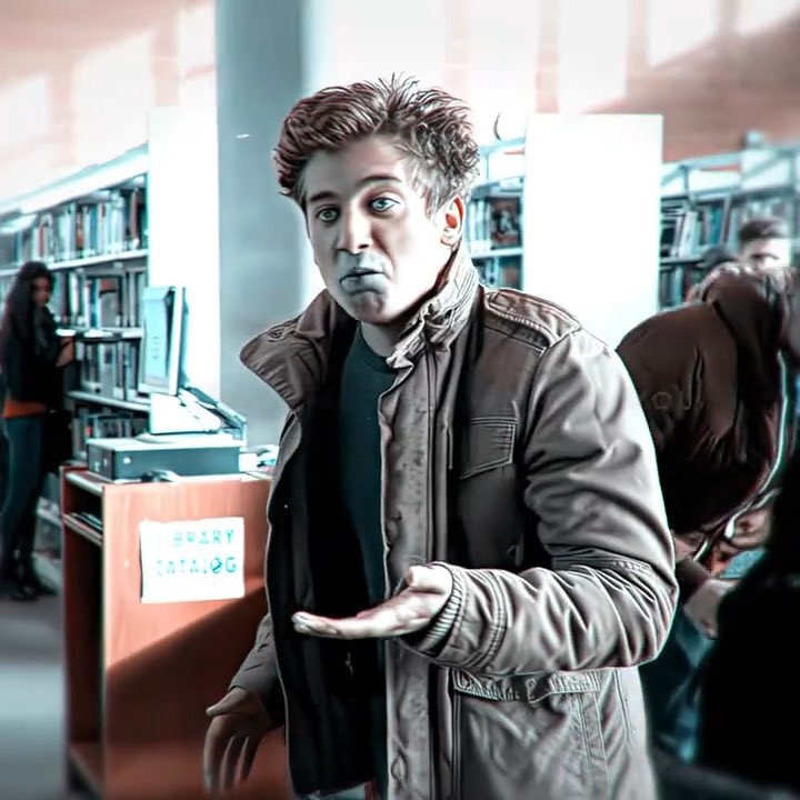 Nobody does toxic college romance quite like Lip Gallagher. 🫠