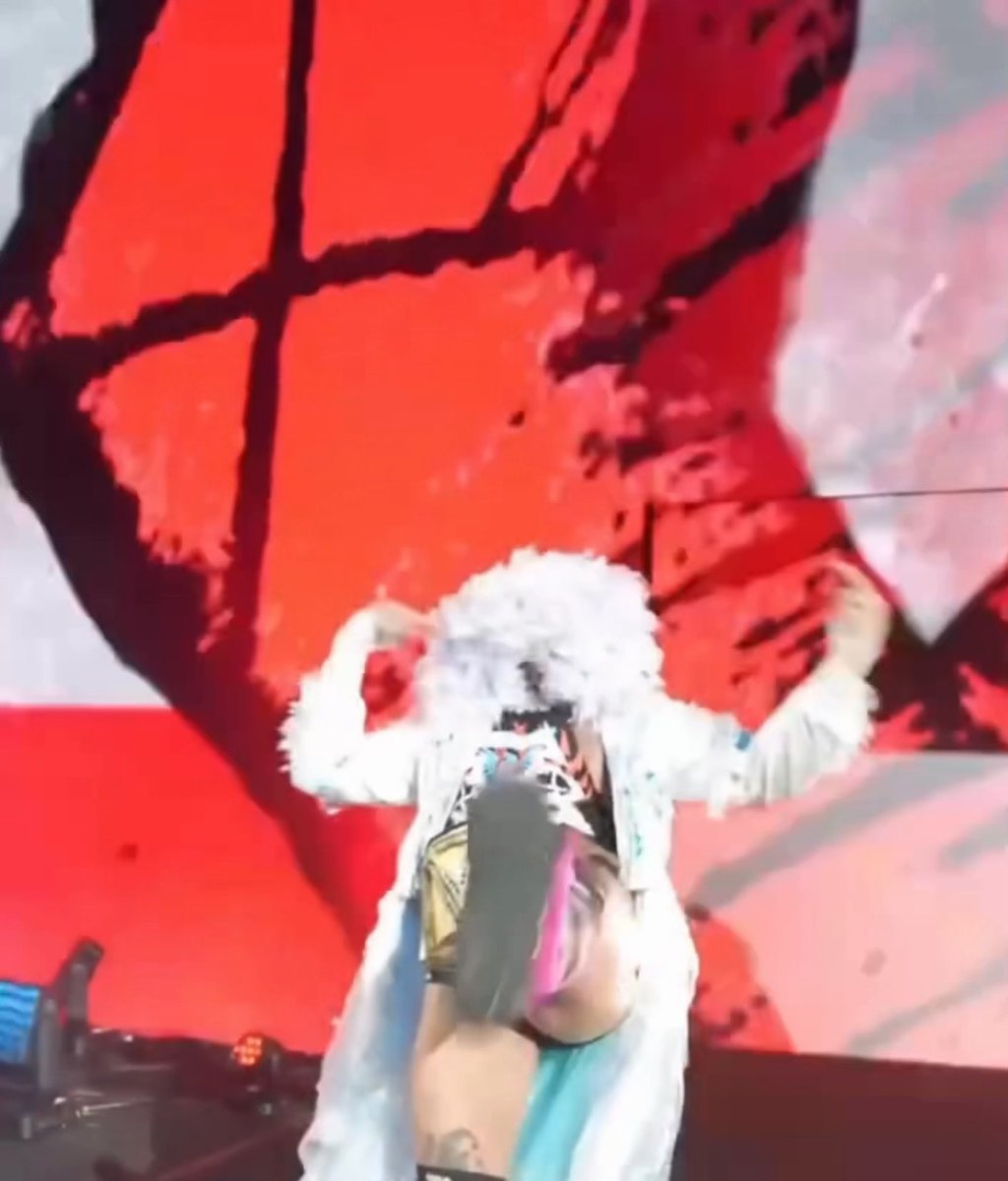 CM PUNK PULLED UP IN THE IYO SKY JACKET DURING LAST NIGHT’S HOUSE SHOW 😭