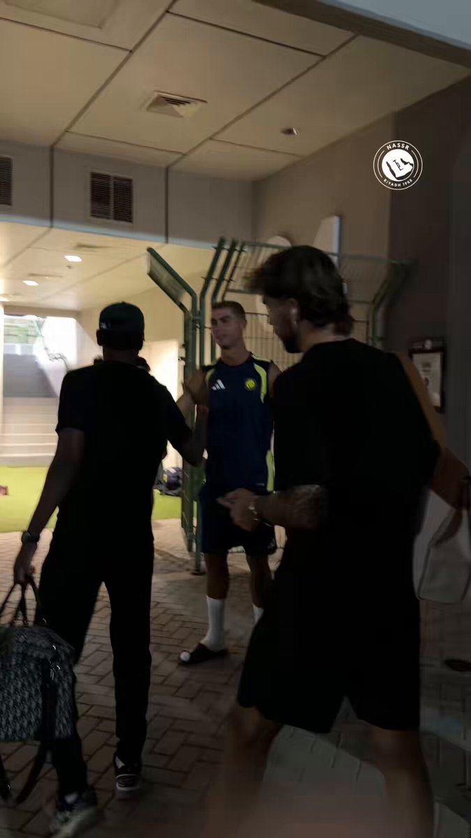 القائد يستقبـل زملاءه في الدمام 💛