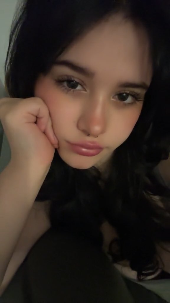 my hair is so cute here