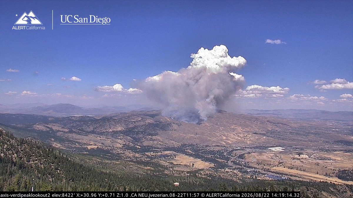 Extended time-lapse from 8/22 of the growth of the #HawkFire in Reno Nevada, which is visible from some ALERTCalifornia cameras. Look to Reno Fire Department and City of Reno for incident updates.