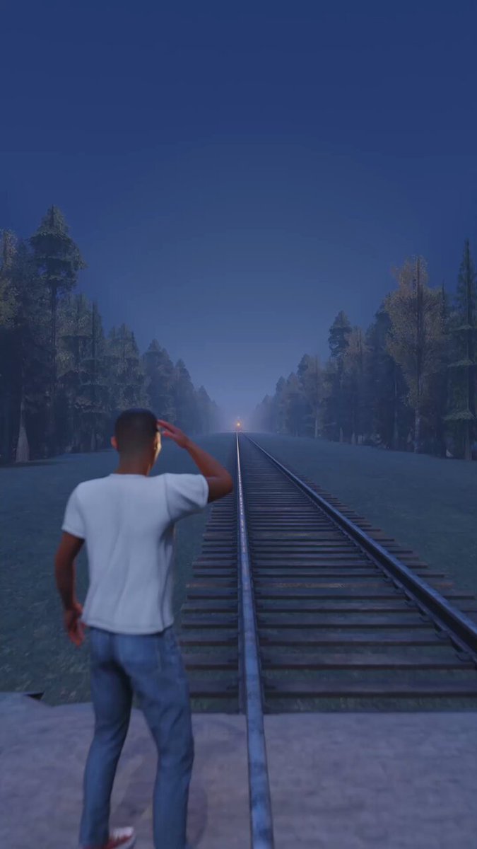 Why Many Trains Have 3 Front Lights 🤔