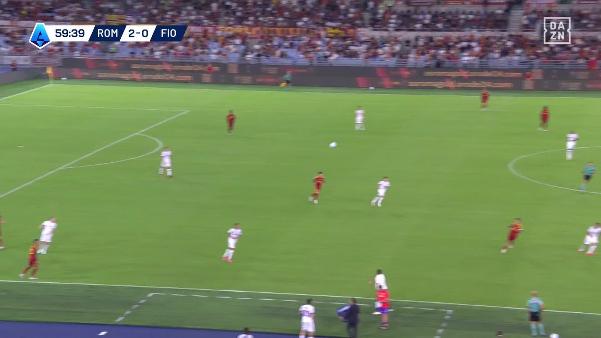 I N C R O Y A B L E !!!!!!!!!! TRIPLÉ DE DONYELL MALEN 🇳🇱 ⚽️⚽️⚽️ TRIPLÉ DE PASSES D. DE PAULO DYBALA 🇦🇷 🎯🎯🎯 C’est l’AS Roma saison 2026/2027. 🤯🐺 🎥 DAZN France