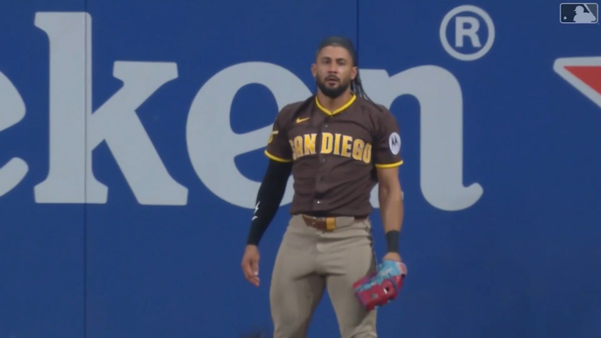 Fernando Tatis Jr.'s grand slam robbery is your Play of the Week 🙌