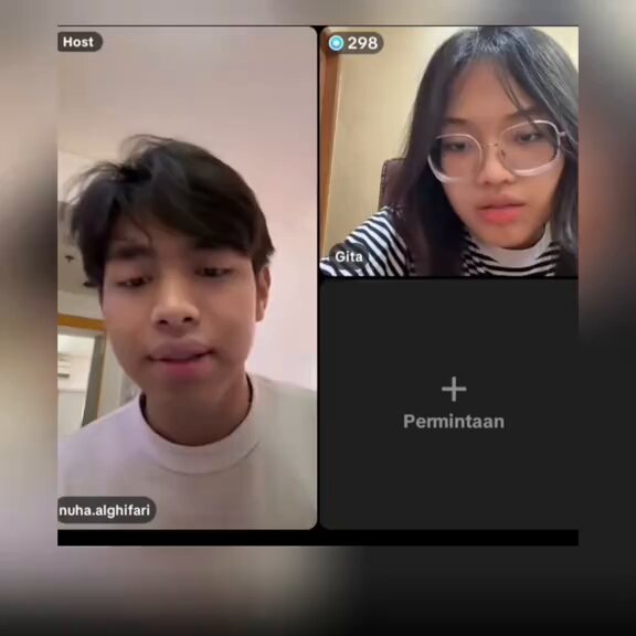 Nah loh mama Nuha langsung konsultasi e Gita kalo Nuha gak suka makan sayur... Mana reaksinya Nuha beneran kek anak kecil ditemenin mamanya ketemu dokter 😭