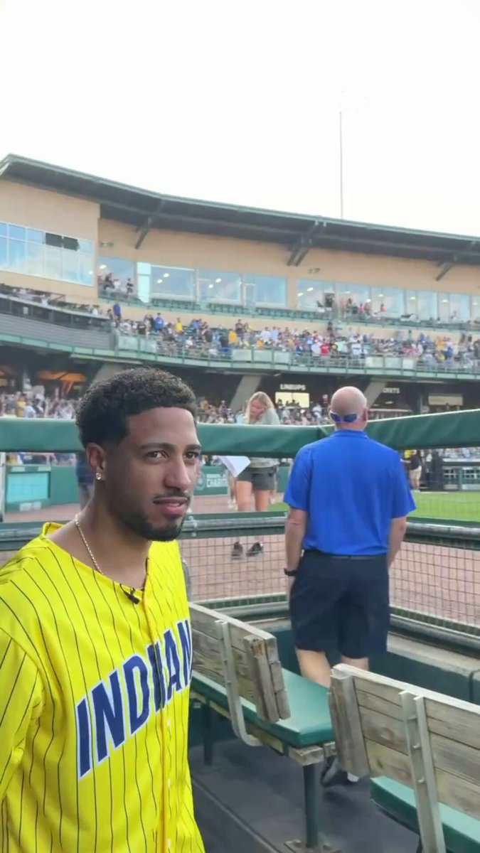 Tyrese Haliburton is ready to play ball 🤩🥎