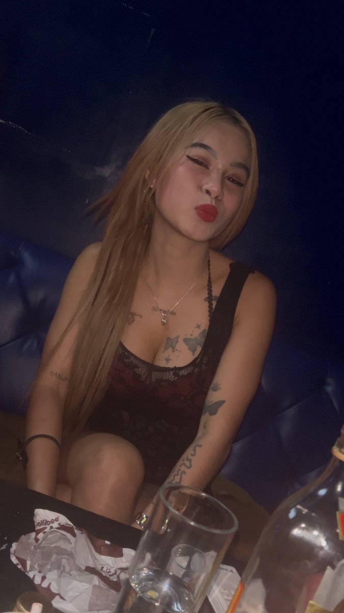 Gentlemenโs Bar Pt. 2 - Liar! She doesnโt love me, itโs a trap! ๐ญ๐