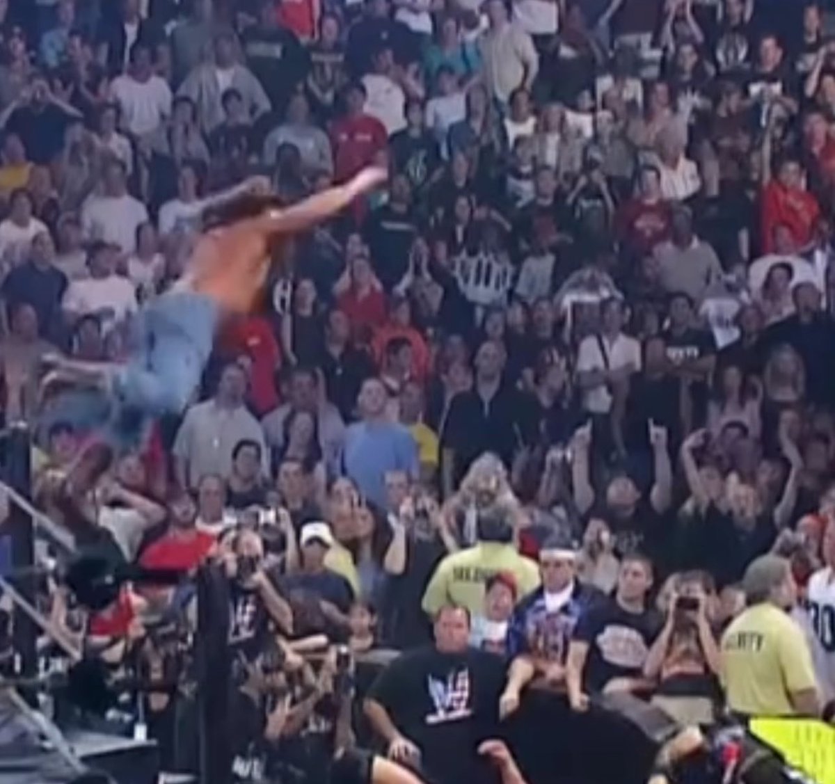 On this day 24 years ago Shawn Michaels had his first match back in WWE against Triple H. HHH was nervous because Shawn didn’t take a single bump till this match. Triple H talked to Shawn’s mom and said he won’t let anything happen to her boy. Classic Match (2002)