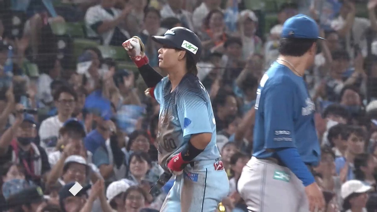 #仲田慶介 選手の適時打で先制！ 足を生かし一気に三塁まで到達し、ガッツポーズをみせます！ #seibulions #打破 #圧倒的至近距離 #アオフェス2026