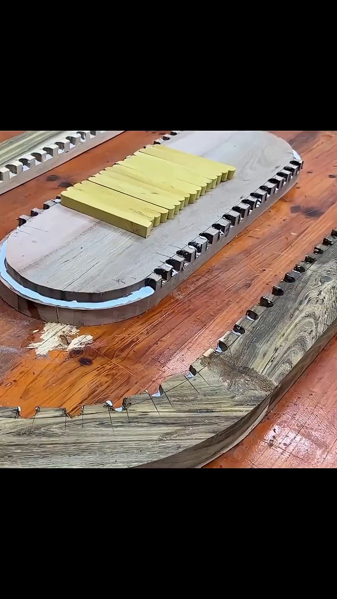 You Won’t Believe How This Table Was Made! 👀😮😱 n