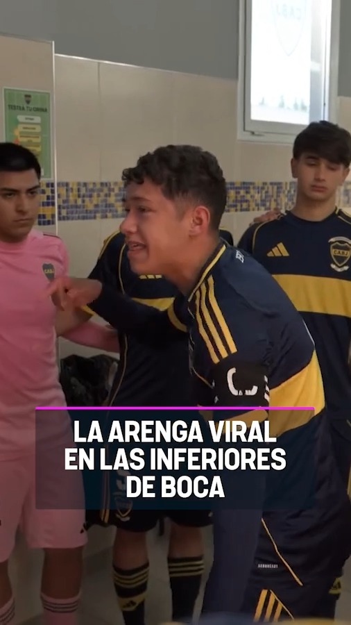 ¡TREMENDA ARENGA! 🔵 🟡 Atención a esta emotiva charla que se dio en el vestuario de las juveniles de Boca y generó muchísima repercusión. 🗣️ "ESTE CLUB ME DA TODO" 🎥 @bocapredio