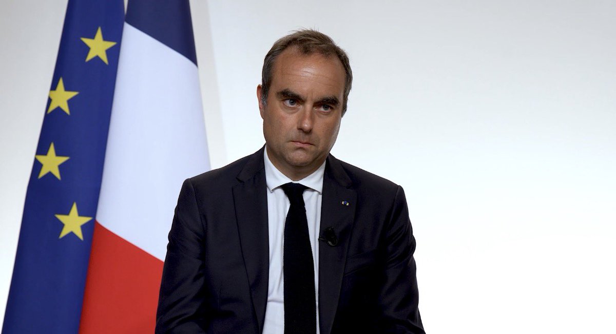 J’ai souhaité m’adresser aux responsables et aux militants de la CFDT à l’occasion de leur rentrée, consacrée cette année à l’avenir de nos services publics. Dans un contexte marqué par de fortes incertitudes internationales et politiques, le prochain budget doit permettre de redresser nos comptes sans céder à la facilité des rabots et des choix brutaux : engager maintenant les réformes qui permettront d’éviter l’austérité demain, définir clairement nos priorités et répartir justement les efforts. Cette même méthode doit guider l’avenir de nos services publics. Vieillissement de la population, changement climatique, intelligence artificielle, équilibre entre liberté locale et égalité républicaine : plutôt que subir ces transformations ou céder au « fonctionnaire bashing », nous devons les anticiper. Le dialogue social sera essentiel. Sur les transformations du travail comme sur celles de nos services publics ou encore l’adaptation de notre système de retraite, les partenaires sociaux doivent pouvoir se saisir pleinement de ces débats et contribuer aux solutions. C’est cette méthode de confiance que je continuerai de défendre.