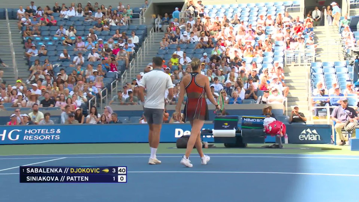 Upset alert 👀 Sabalenka/Djokovic take the first set 4-1 off Siniakova/Patten!