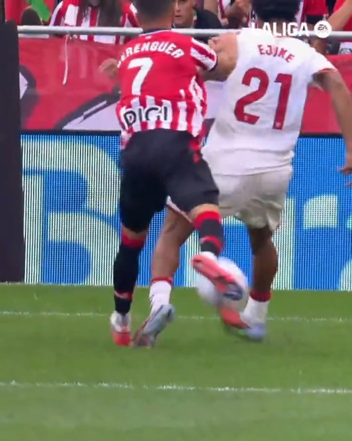 🥄 'Cucharita' y para dentro. ¡Golazo de Chidera Ejuke en el AthleticSevilla! LALIGAHighlights | VUELVELALIGA | Sevilla Fútbol Club