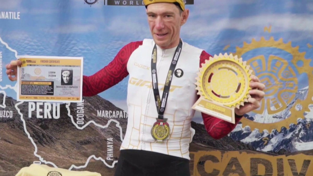 📺 #Stade2 | 😱 1200 kilomètres et 83 heures d'effort à travers les Andes péruviennes : à 39 ans, l'ancien coureur cycliste Pierre Rolland a remporté dimanche la course ultra-cycliste de l'IncaDivide. 📺 Stade 2 en replay :