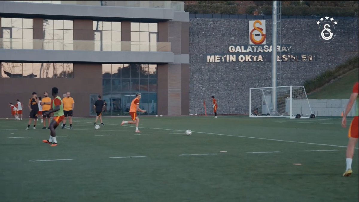 🦁 Batrakov, idmanda skoru belirliyor. (GS Youtube)