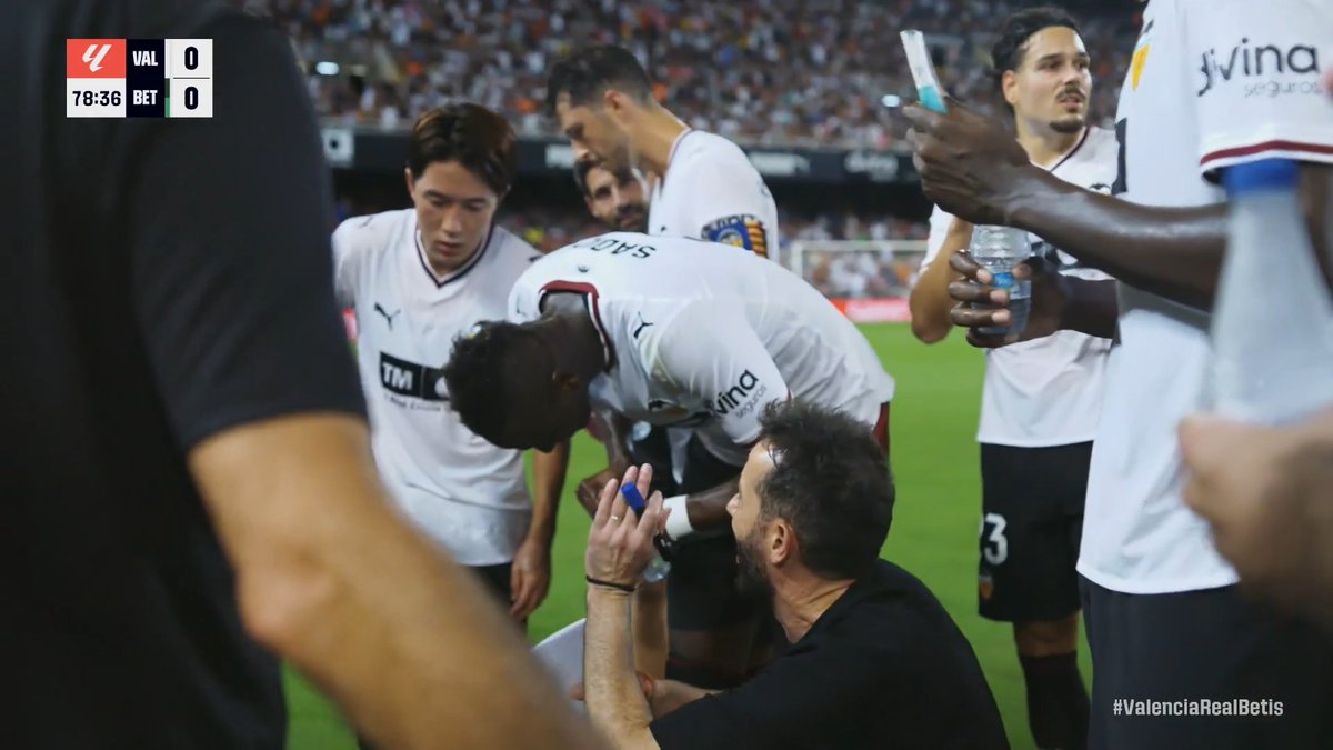 🗣 Corberán habla. El Valencia CF escucha. BehindLALIGA | ValenciaRealBetis | VUELVELALIGA