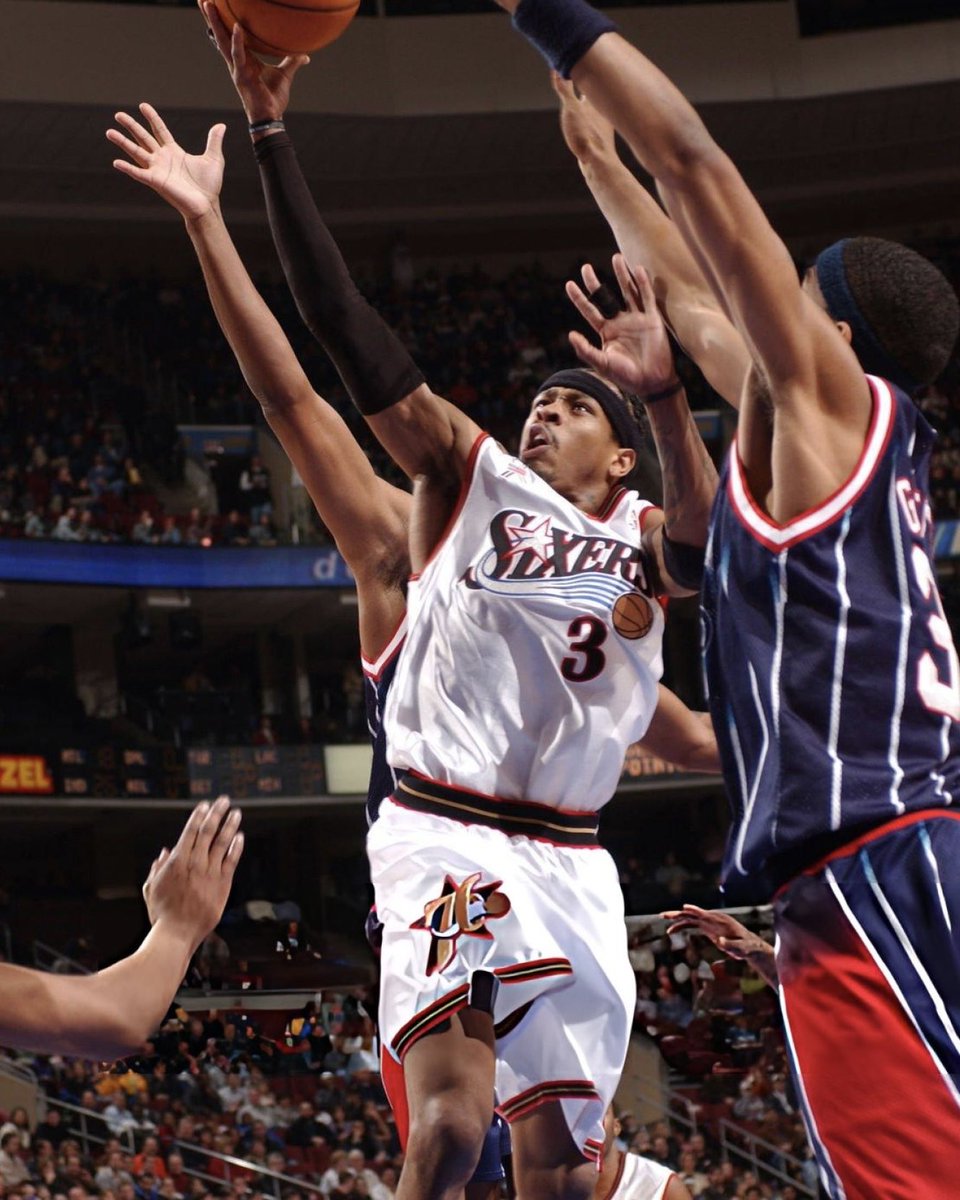 Allen Iverson scored a season-high 58 points in a win against the Rockets! (2002) 58 PTS 6 AST 2 REB 2 STL 50% FG (21/42) 100% FT (14/14)