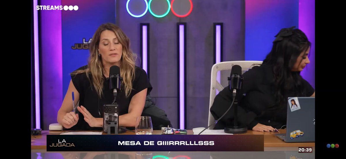 "La próxima tenemos que ir por pez gordo" fueron los dichos de Martin. En el stream LA JUGADA criticaron esto. Nenu: Una casa de mucha gordofobia y le decían a Yipio que se guardaba comida en su táper que lo tiene en la panza. Viciconte: A Yipio le decían que tenía 4 remeras. Coty: El peor es el que lo dijo pero, Brian riéndose y haciéndose el boludo... Del Boca: El problema es que en el afuera hay mucha gente que avala esta gordofobia. #GranHermano