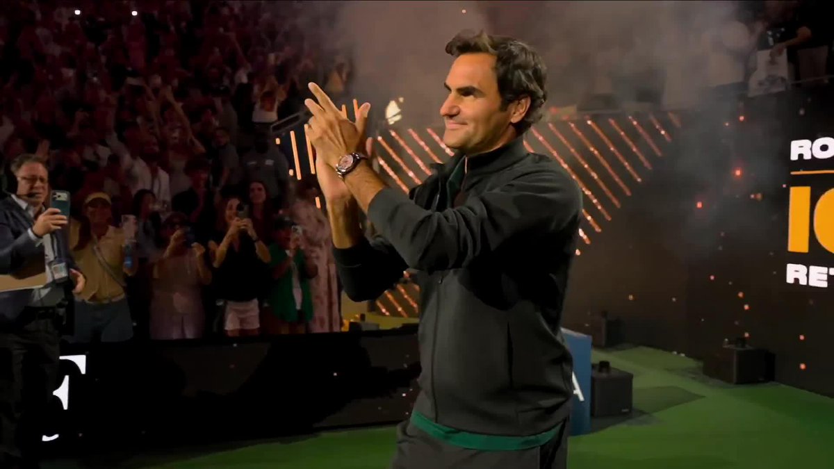 An icon returns! Roger Federer is back in Arthur Ashe Stadium.