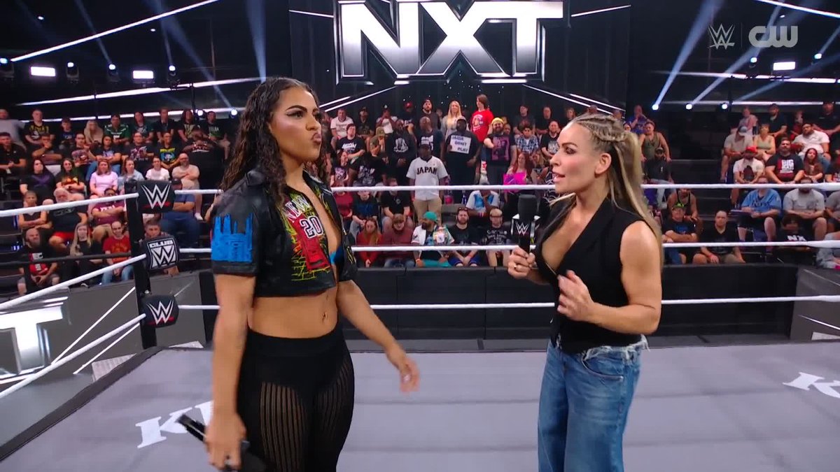 It's going DOWN at Heatwave in a Submission Match!! 👀 Nattie | 𝙹