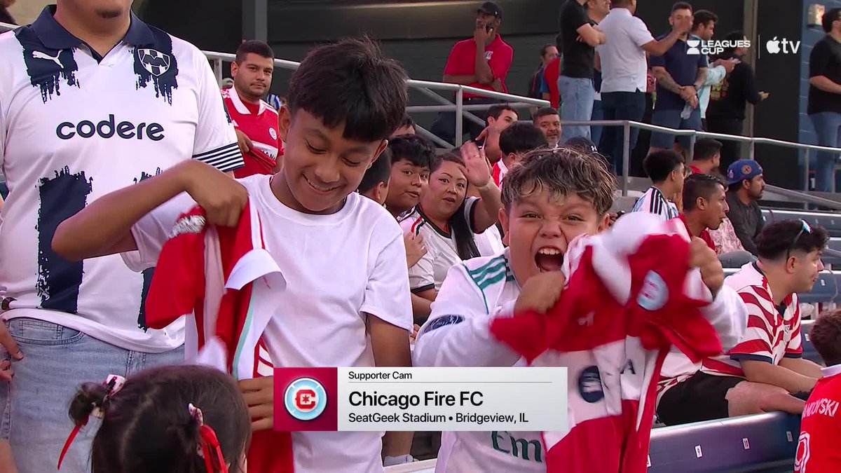 It's a vibe at SeatGeek Stadium outside of Chicago. 🔥
