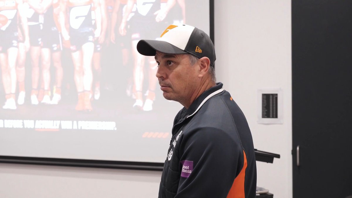 💬 "It's been an incredibly disappointing season ... it doesn't happen again." Listen in to Adam Kingsley's address to the AFL group.
