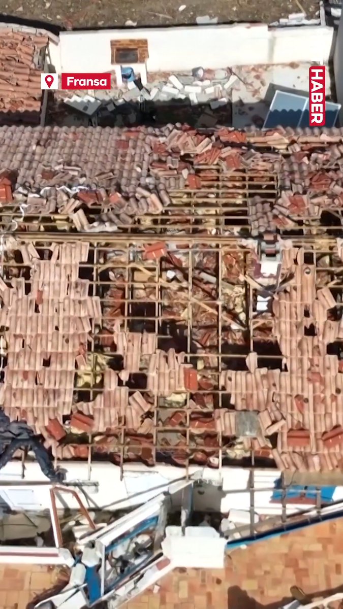 Fransa’nın Aude bölgesini vuran kasırga nedeniyle yaklaşık 300 ev hasar gördü.