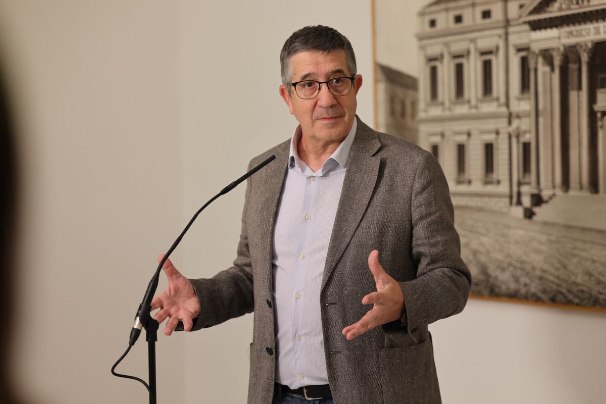 La actuación del Gobierno en Ceuta tiene dos vectores imprescindibles: uno es la legalidad y el otro es la humanidad. El Gobierno ha estado, está y estará el tiempo que haga falta al lado de la ciudadanía ceutí para garantizar la seguridad y responder a la crisis humanitaria.