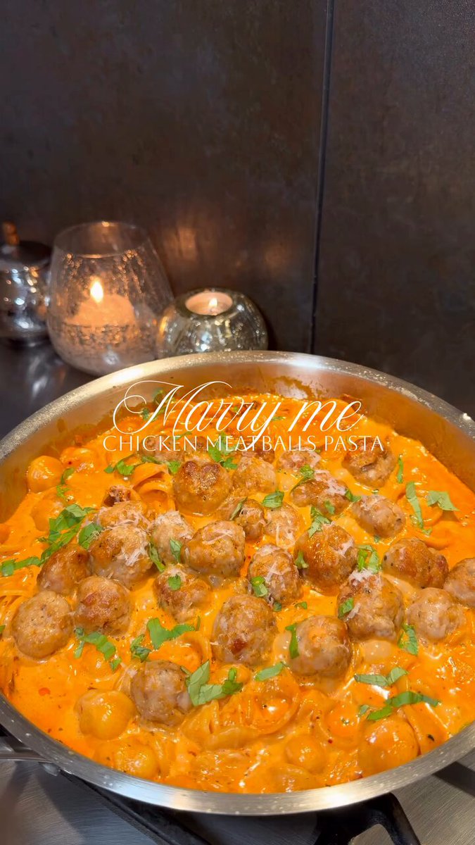 Chicken meatballs pasta. So yummy 😋🤤
