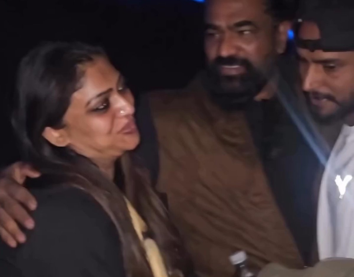#GeethuMohanDas - Becomes So Emotional - After Watching #ToxicTheMovie With Audience.