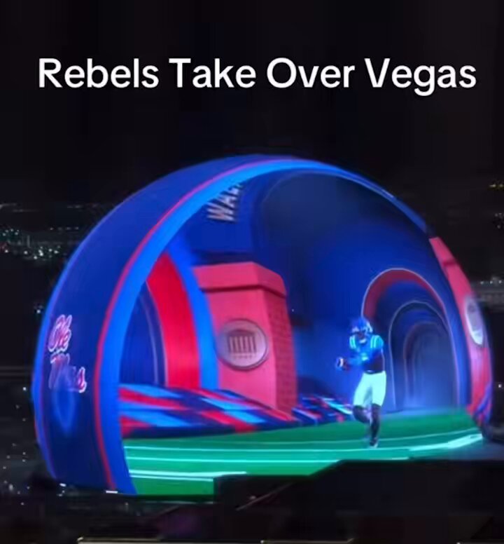 Ole Miss put Kewan Lacy and Trinidad Chambliss on the Sphere to promote their Heisman campaigns 😳
