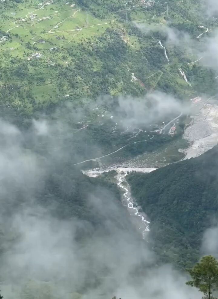 😭 Terrible lo que pasó en Nepal 🇳🇵