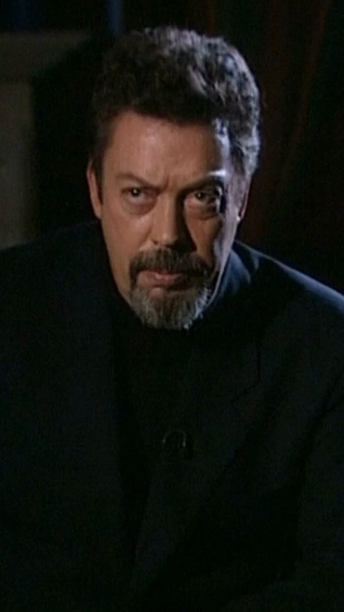 Tim Curry has died at 80. He was known for playing colorful villains on stage and on screen, including Dr. Frank-N-Furter in “The Rocky Horror Picture Show” and Pennywise in "It." #TimCurry #DrFrankNFurter #Pennywise #RockyHorrorPictureShow