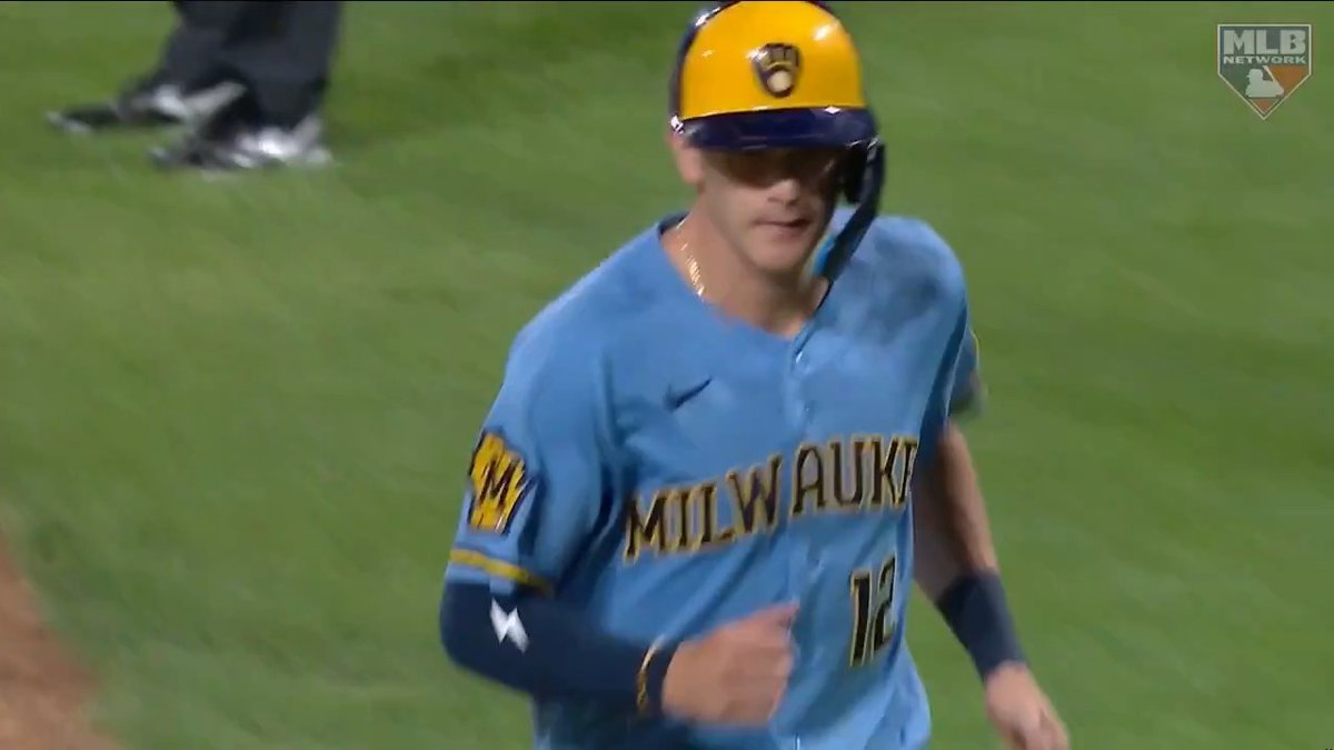 Brewers manager Pat Murphy removed rookie Cooper Pratt from last night's game for not hustling. #MLBCentral reacts to some postgame sound from Milwaukee's skipper.