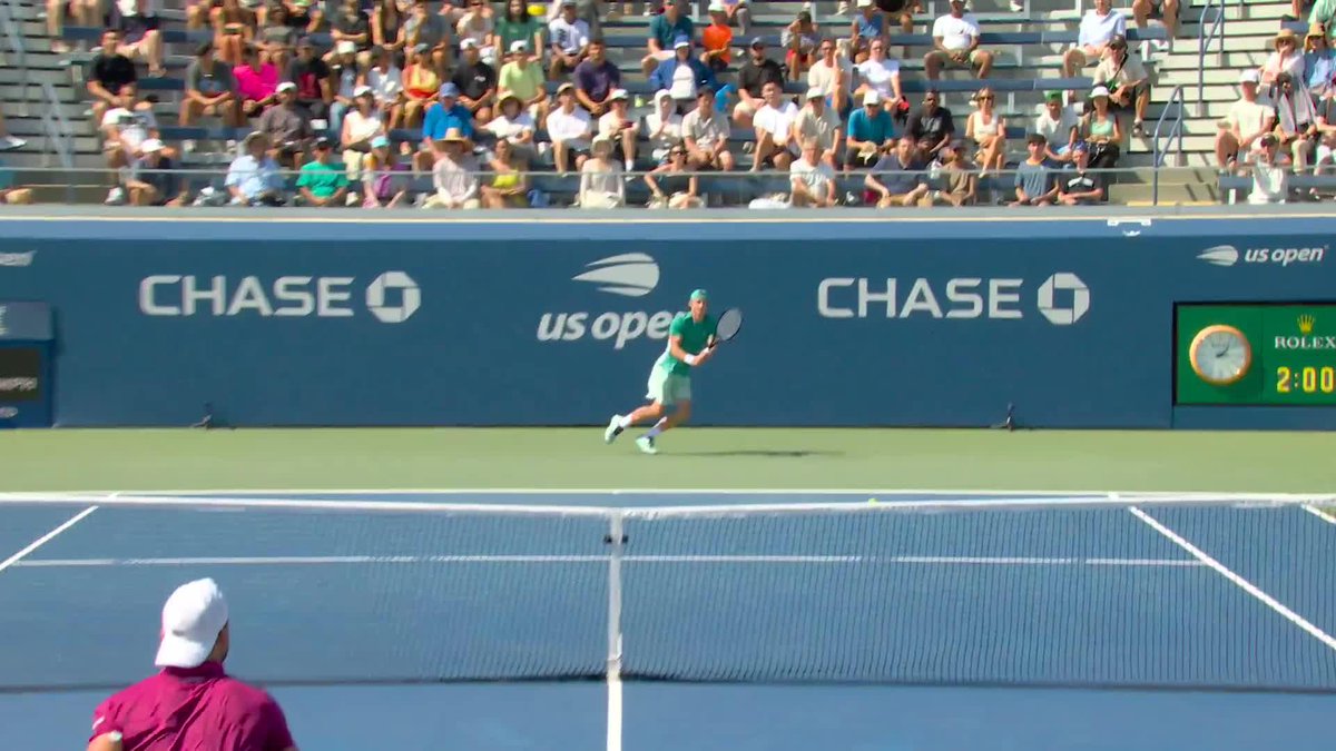 The Grigor push continues 👏 Dimitrov advances to the final hurdle of qualifying, knocking out Skatov 7-6, 6-4.